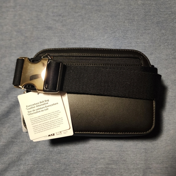 Lululemon Beltbag - Picture 6 of 10